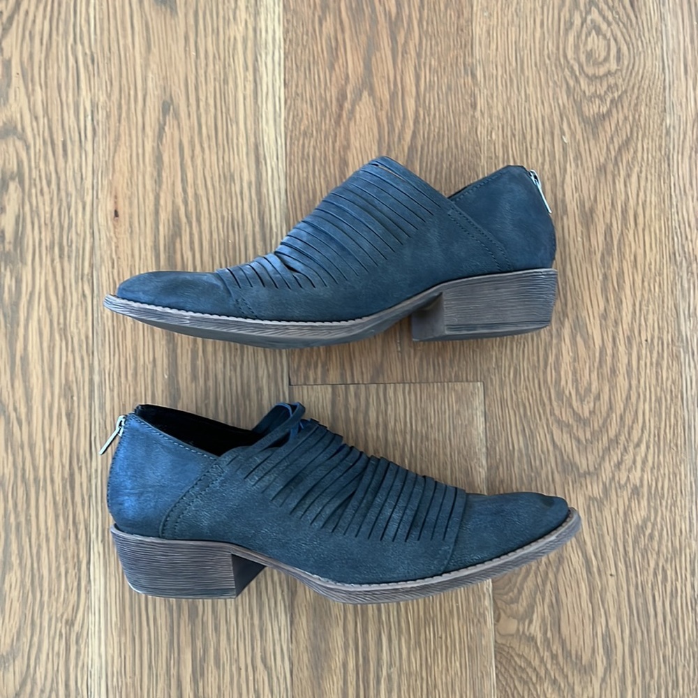 Coconuts by Matisse Booties